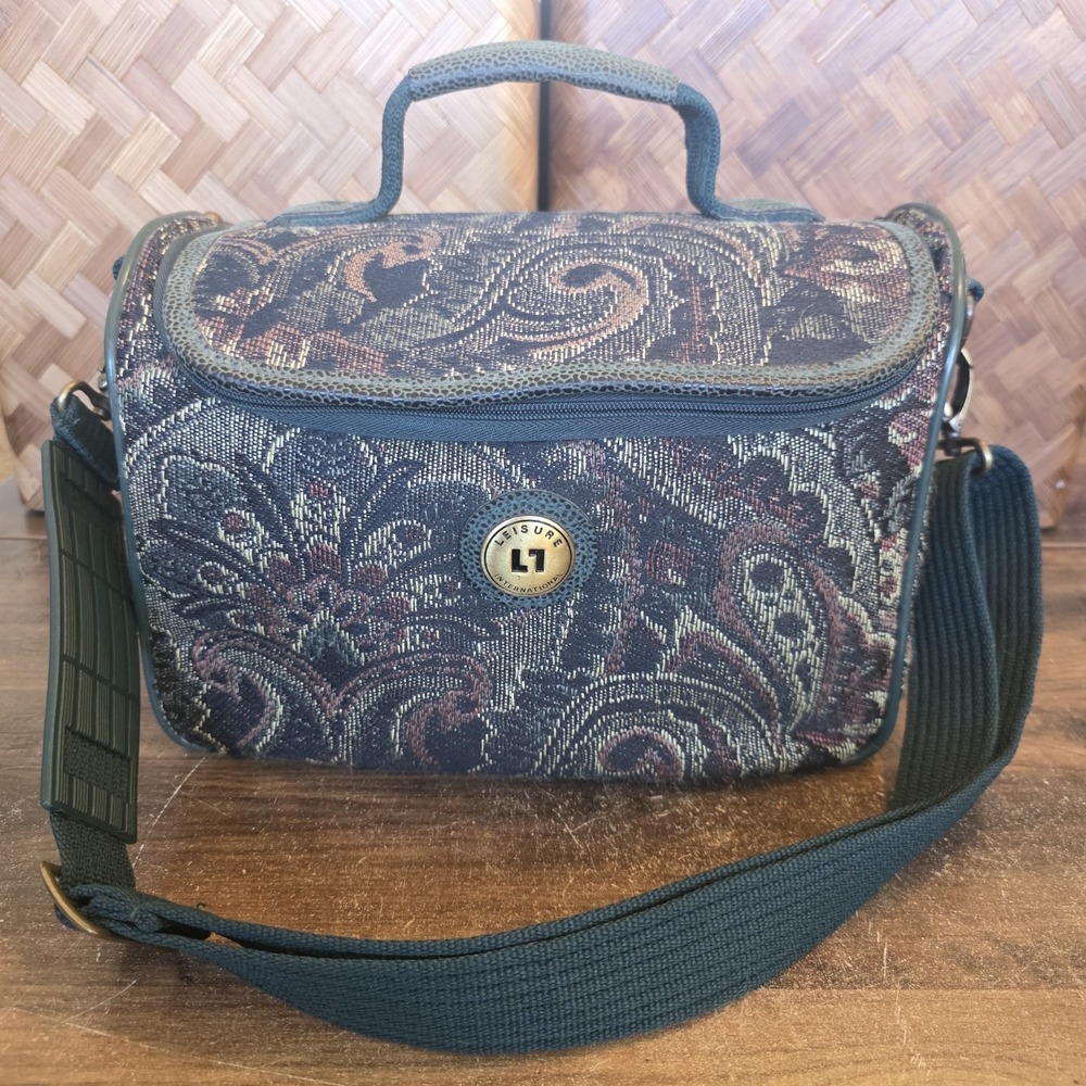 Leisure international Tapestry Travel Bagโ Vintage Pockets Carry On Zipper Close